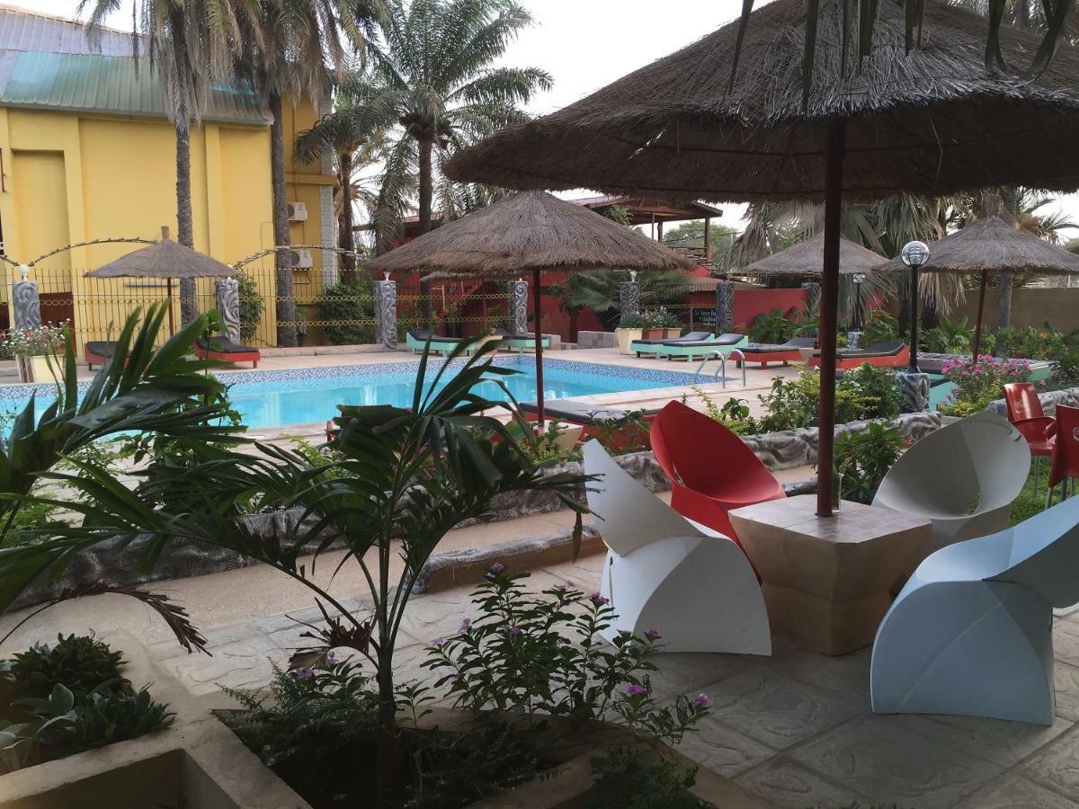 Calabash Apartment-Hotel Kotu Exteriér fotografie